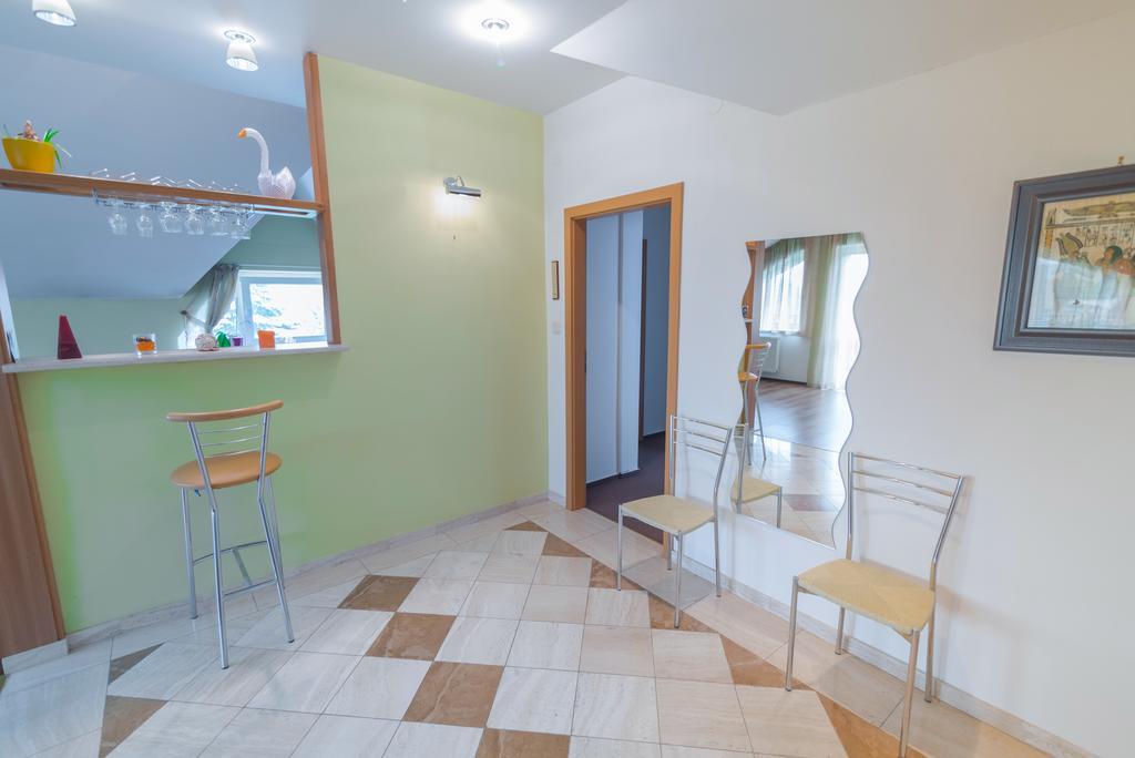 Apartman Relax สมิชานี ภายนอก รูปภาพ